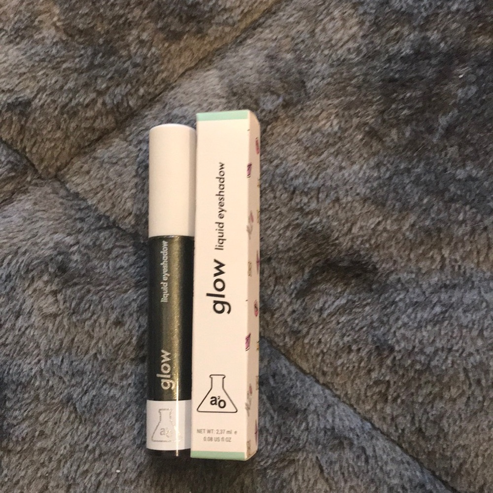 Liquid shadow shade sci